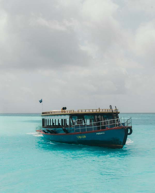 Public ferry Fulidhoo Maldives local island budget travel