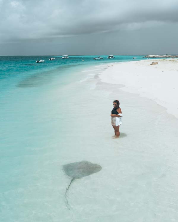Fulidhoo Maldives budget travel local island